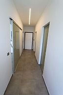 New Luxury House on the Lake