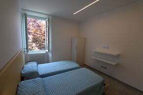 New Luxury House on the Lake