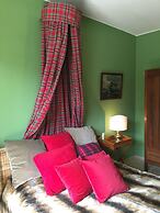 Swan's Nest Luxury Apartment on the Lake