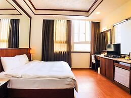 Jade Spring Hot Spring Hotel