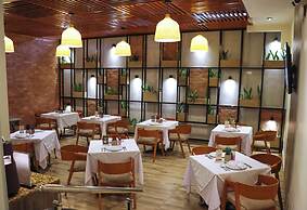 Rado Hotel - Quintanas