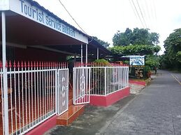 Inn Hospedaje BullShark