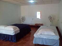 Inn Hospedaje BullShark