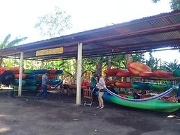 Inn Hospedaje BullShark