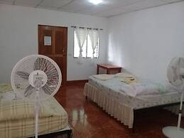 Inn Hospedaje BullShark