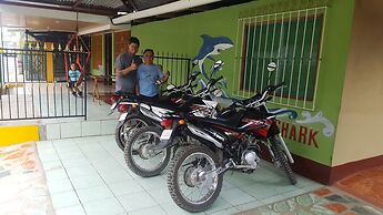 Inn Hospedaje BullShark