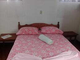 Inn Hospedaje BullShark