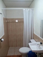 Inn Hospedaje BullShark