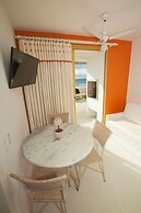 Entremares Residence