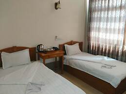 Man Thi Tar Hotel