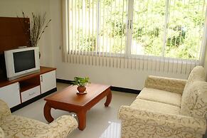 Amstellux Apartments