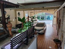 Amstellux Apartments