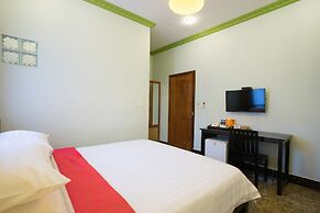 Han & Daniel Villa Boutique