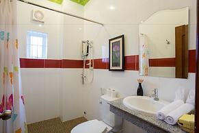 Han & Daniel Villa Boutique