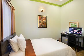 Han & Daniel Villa Boutique