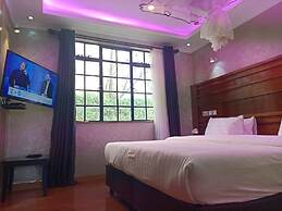 Fourways Junction VIP Suite