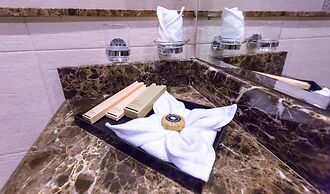 Al Bahar Hotel & Resort