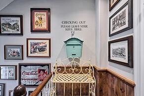 The Crown Pub & Guesthouse