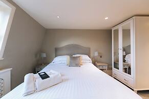 The Crown Pub & Guesthouse