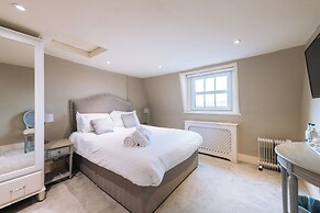 The Crown Pub & Guesthouse