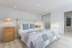 Citystay - Midsummer Mews