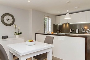 Citystay - Eagle Yard