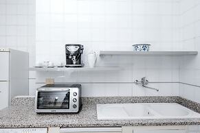 Lush Garden Steps Away from Great Park