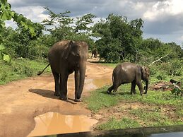 Plumeria Luxury Villas Udawalawe