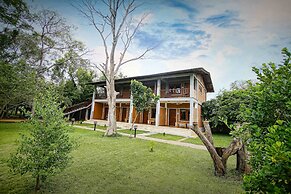 Elephas Resort & Spa