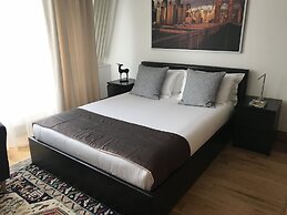 Luxury Kensington Apartment W8