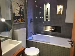 Luxury Kensington Apartment W8