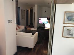 Luxury Kensington Apartment W8