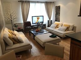 Luxury Kensington Apartment W8