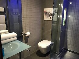 Luxury Kensington Apartment W8