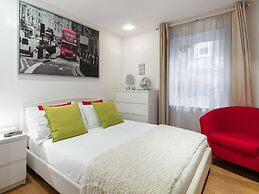 Luxury Kensington Apartment W8