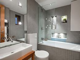 Luxury Kensington Apartment W8