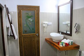 Palmyra Nature Resort Sigiriya