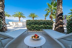 Monte Palm Beach