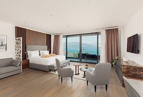 Monte Palm Beach