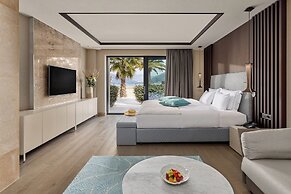 Monte Palm Beach