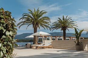 Monte Palm Beach