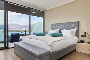 Monte Palm Beach