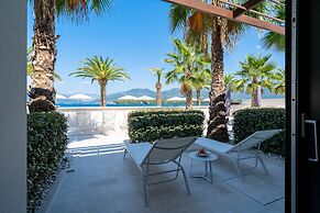 Monte Palm Beach