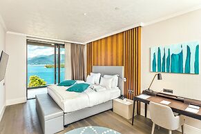 Monte Palm Beach