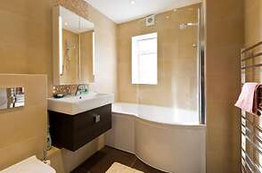 Leafy Suburban Bed & Breakfast