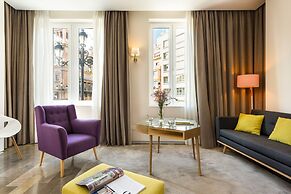 Torre Homenaje Historical Suites