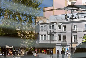 Torre Homenaje Historical Suites