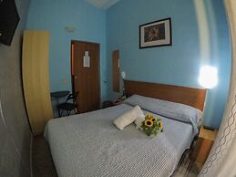 Român Holidays Hostel