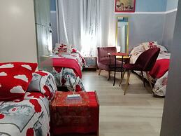 Român Holidays Hostel