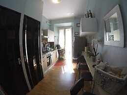 Român Holidays Hostel